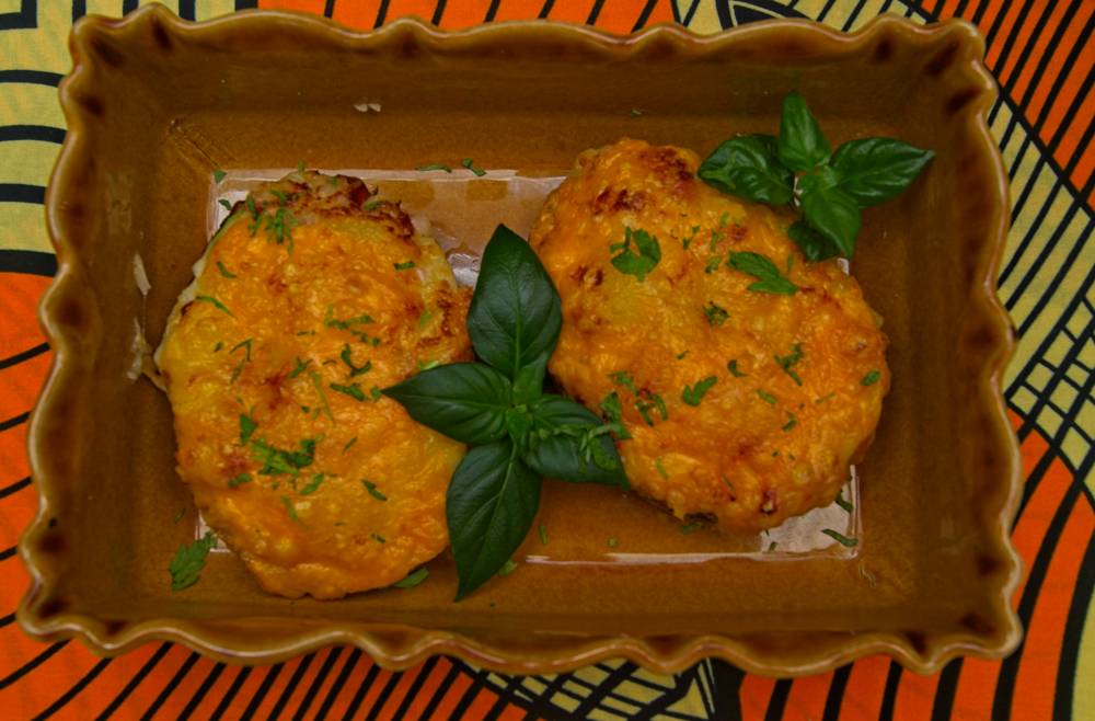 Patatas asadas rellenas.