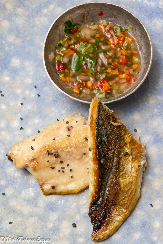 Txitxarro a la plancha con vinagreta Thai